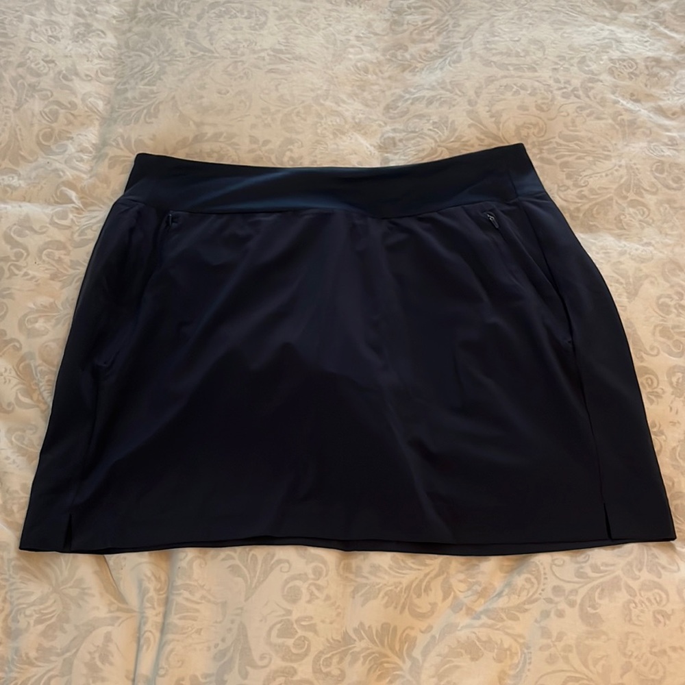 Athleta soho skirt, size 14, navy blue